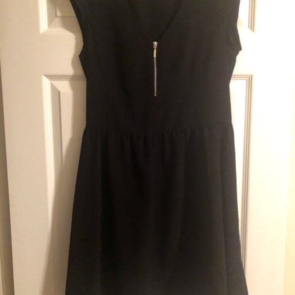 H&M Black Dress - Picture 4 of 4